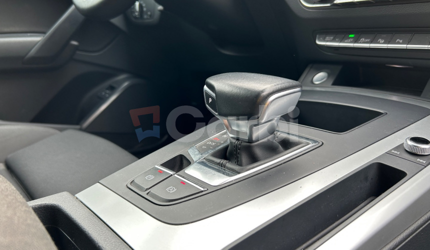 Audi Q5 50 2.0 TFSIe S line 4x4 plug in