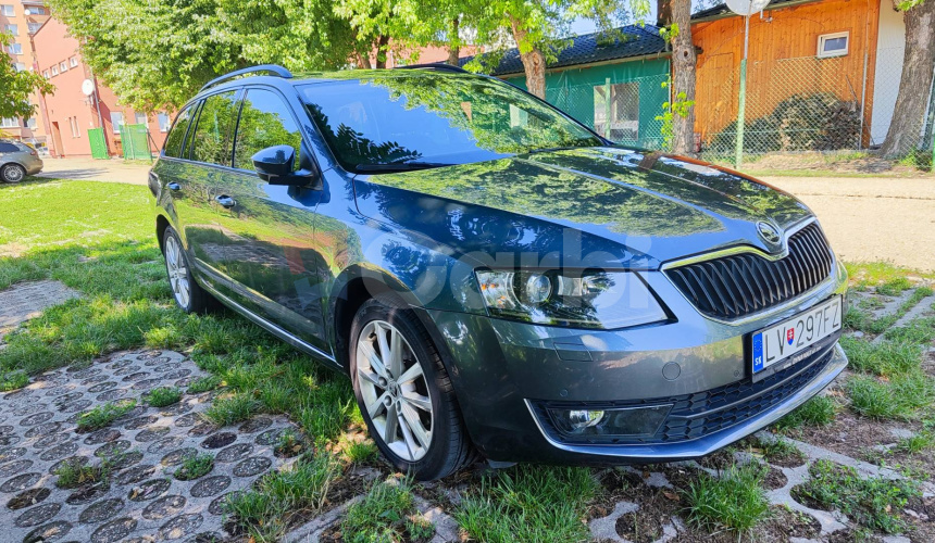 Škoda Octavia Combi 2.0 TDI JOY DSG