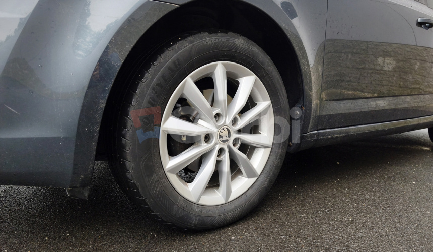 Škoda Octavia Combi 1.6 TDI DSG Ambition