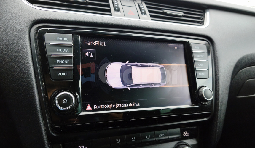 Škoda Octavia Combi 1.6 TDI DSG Ambition