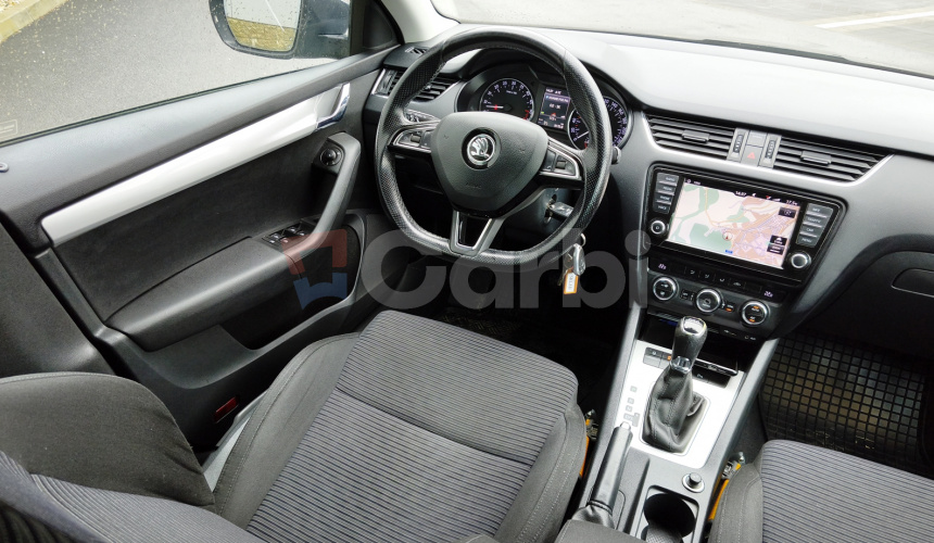 Škoda Octavia Combi 1.6 TDI DSG Ambition