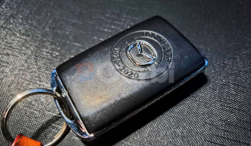 Mazda 3 2.0 SkyactivX Anniversary Edition 100th Luxury & Safety packet M6 Hybrid