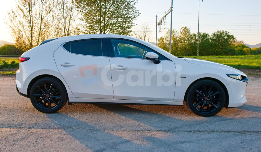 Mazda 3 2.0 SkyactivX Anniversary Edition 100th Luxury & Safety packet M6 Hybrid