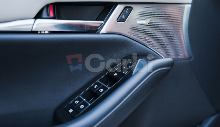 Mazda 3 2.0 SkyactivX Anniversary Edition 100th Luxury & Safety packet M6 Hybrid