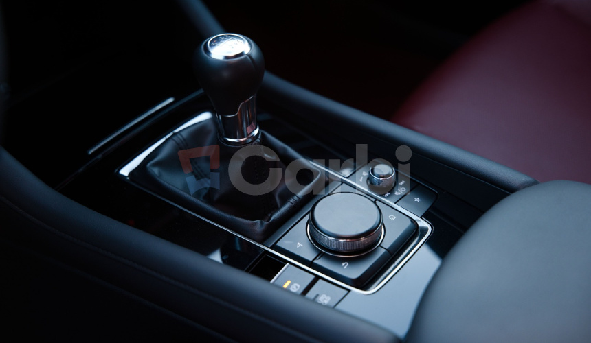 Mazda 3 2.0 SkyactivX Anniversary Edition 100th Luxury & Safety packet M6 Hybrid