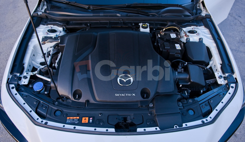 Mazda 3 2.0 SkyactivX Anniversary Edition 100th Luxury & Safety packet M6 Hybrid