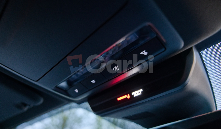 Mazda 3 2.0 SkyactivX Anniversary Edition 100th Luxury & Safety packet M6 Hybrid