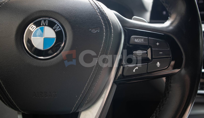 BMW Rad 5 530d xDrive A/T