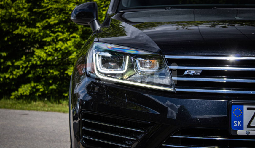 Volkswagen Touareg II 3.0 V6 TDI 4Motion R-line, Webasto, Pano, Vzduch, TOP Výbava, SK auto