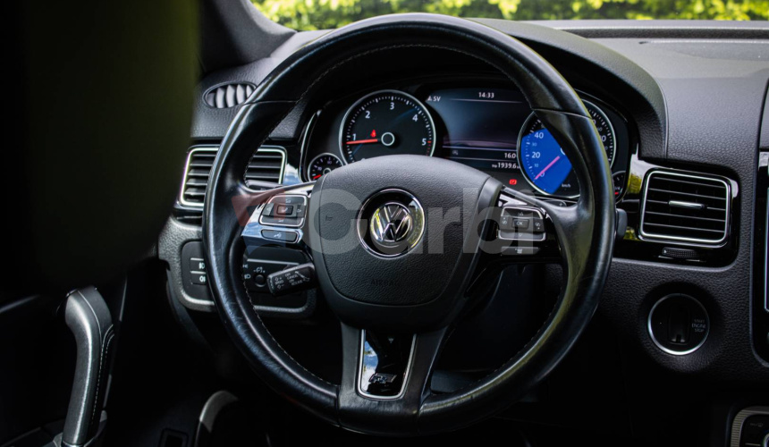Volkswagen Touareg II 3.0 V6 TDI 4Motion R-line, Webasto, Pano, Vzduch, TOP Výbava, SK auto