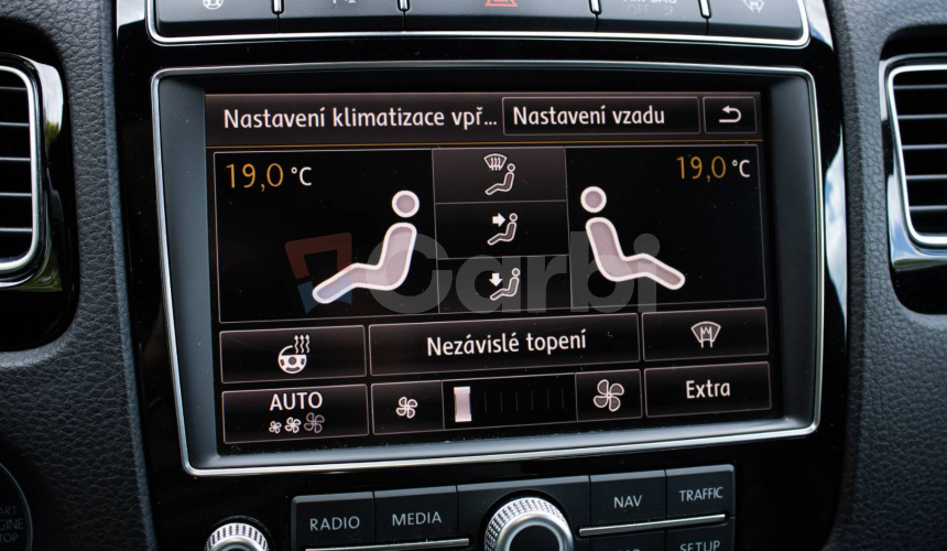 Volkswagen Touareg II 3.0 V6 TDI 4Motion R-line, Webasto, Pano, Vzduch, TOP Výbava, SK auto