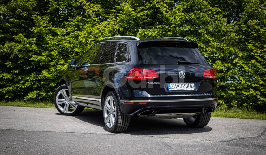 Volkswagen Touareg II 3.0 V6 TDI 4Motion R-line, Webasto, Pano, Vzduch, TOP Výbava, SK auto