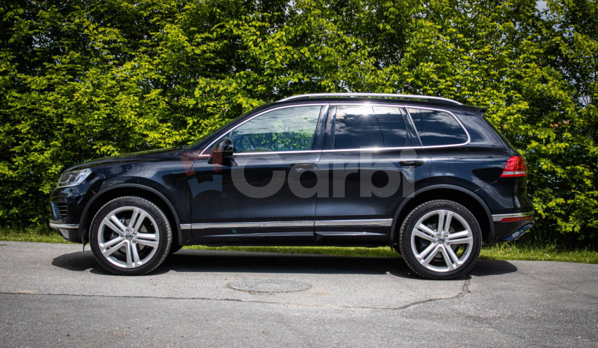 Volkswagen Touareg II 3.0 V6 TDI 4Motion R-line, Webasto, Pano, Vzduch, TOP Výbava, SK auto