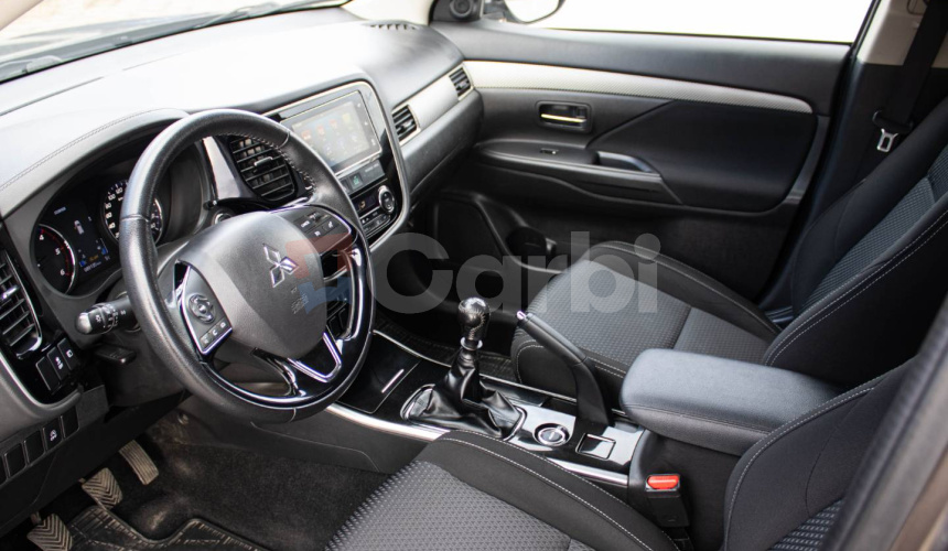 Mitsubishi Outlander 2,2 DI-D, 4WD