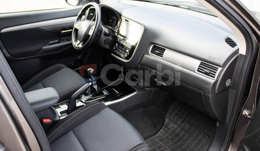 Mitsubishi Outlander 2,2 DI-D, 4WD