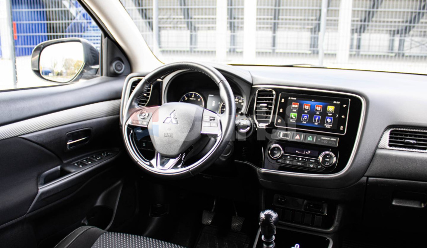 Mitsubishi Outlander 2,2 DI-D, 4WD