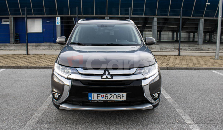 Mitsubishi Outlander 2,2 DI-D, 4WD