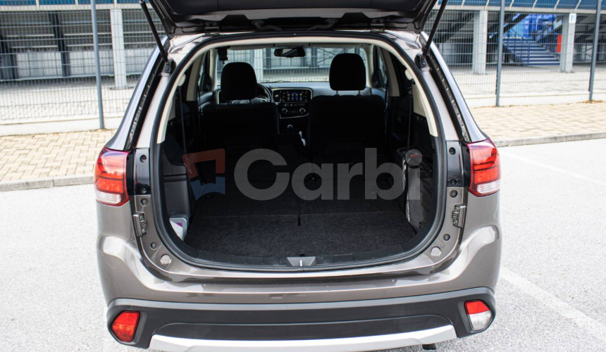 Mitsubishi Outlander 2,2 DI-D, 4WD