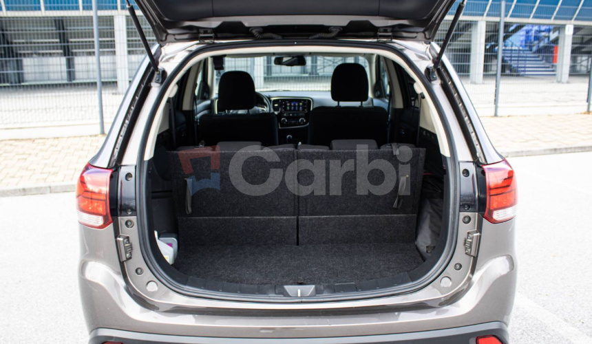 Mitsubishi Outlander 2,2 DI-D, 4WD