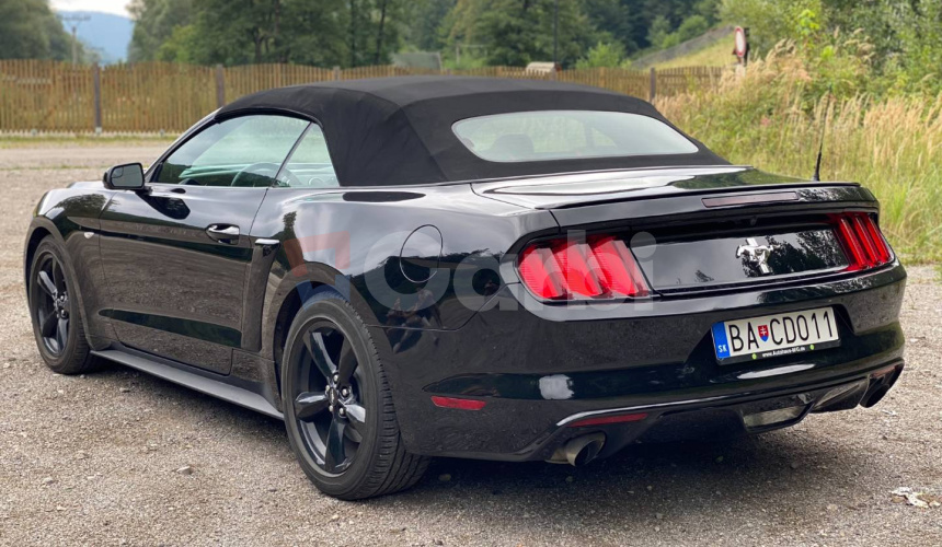 Ford Mustang Cabrio 3.7 V6 224kw