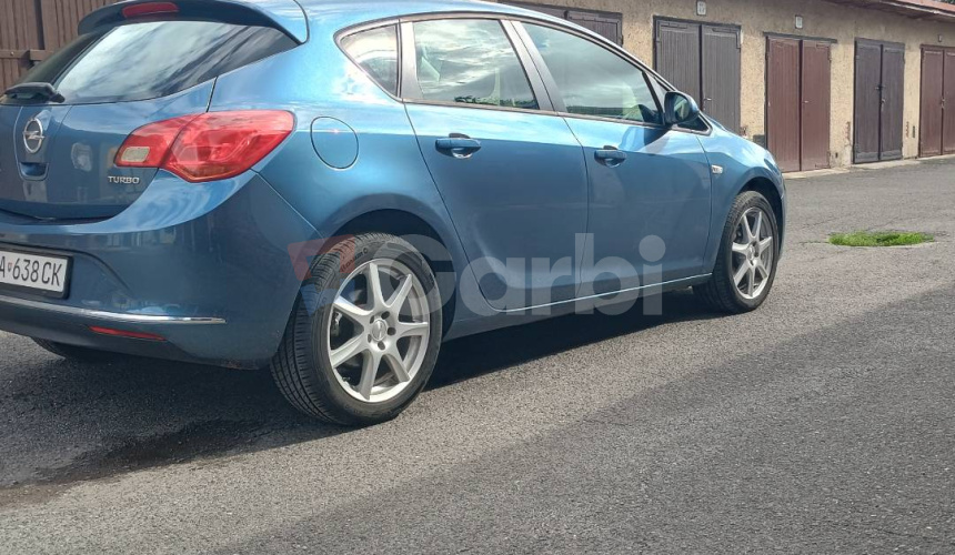 Opel Astra 1.4 Turbo 140k Enjoy