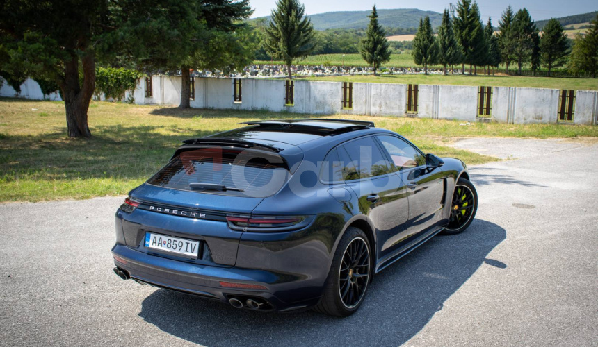 Porsche Panamera Sport Turismo 4 4x4 A/T E-Hybrid