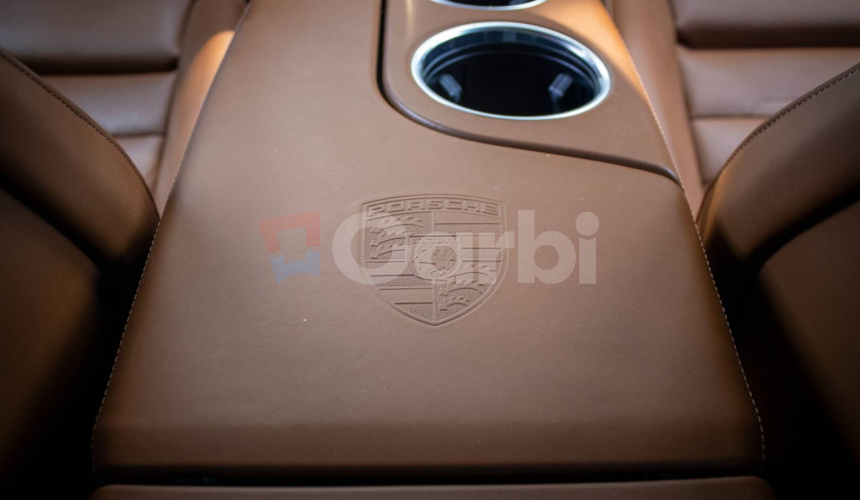Porsche Panamera Sport Turismo 4 4x4 A/T E-Hybrid