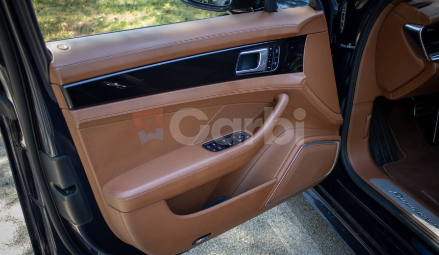Porsche Panamera Sport Turismo 4 4x4 A/T E-Hybrid