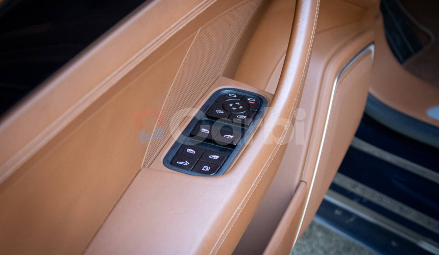 Porsche Panamera Sport Turismo 4 4x4 A/T E-Hybrid