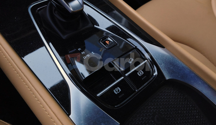 MG HS 1.6 TGI Exclusive Automat