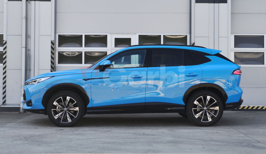 MG HS 1.6 TGI Exclusive Automat