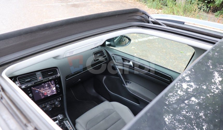Volkswagen Golf VARIANT 2,0 TDI
