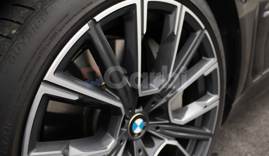 BMW Rad 7 740d xDrive A/T