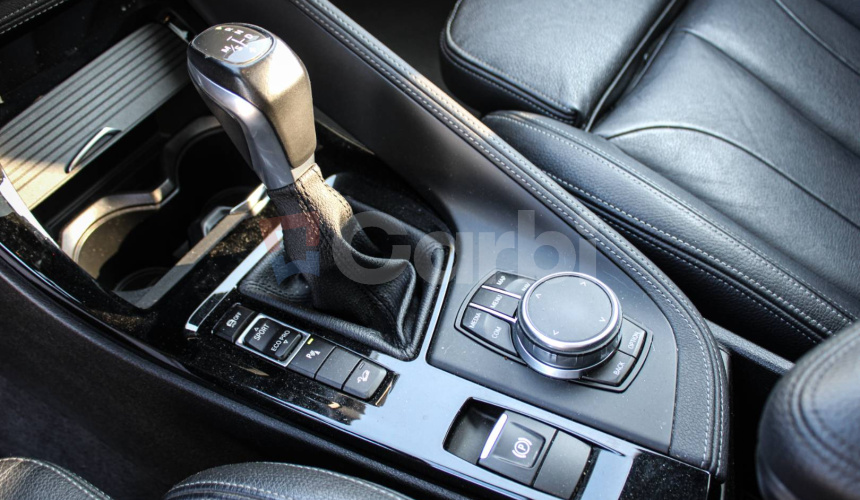 BMW X1 xDrive 20i M Sport A/T