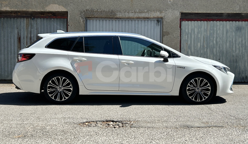 Toyota Corolla Combi 2.0 Hybrid