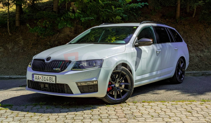 Škoda Octavia Combi 2.0 TDI DPF RS DSG
