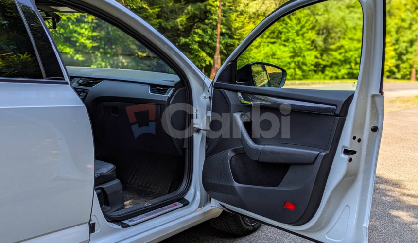 Škoda Octavia Combi 2.0 TDI DPF RS DSG