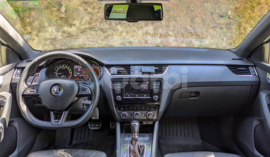 Škoda Octavia Combi 2.0 TDI DPF RS DSG