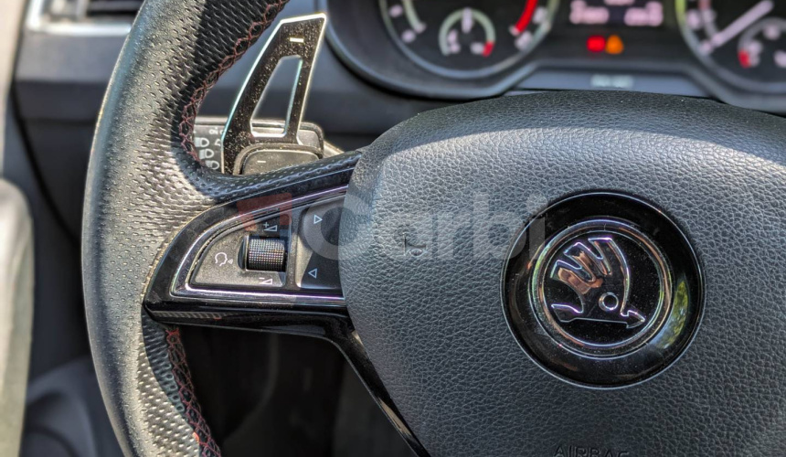 Škoda Octavia Combi 2.0 TDI DPF RS DSG
