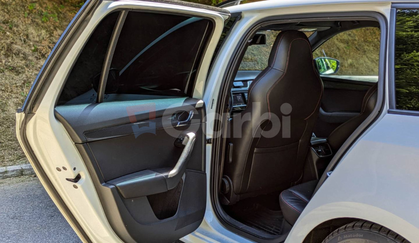 Škoda Octavia Combi 2.0 TDI DPF RS DSG