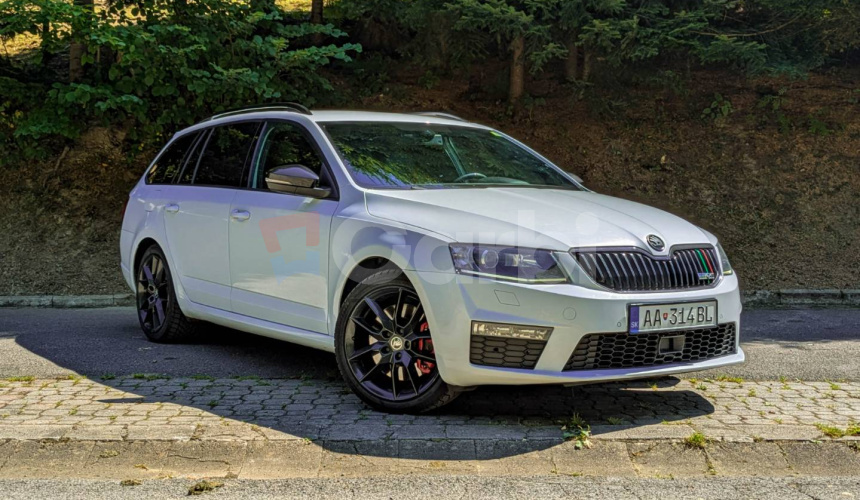 Škoda Octavia Combi 2.0 TDI DPF RS DSG
