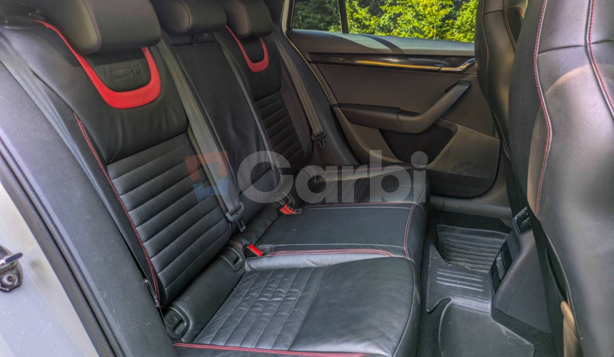 Škoda Octavia Combi 2.0 TDI DPF RS DSG
