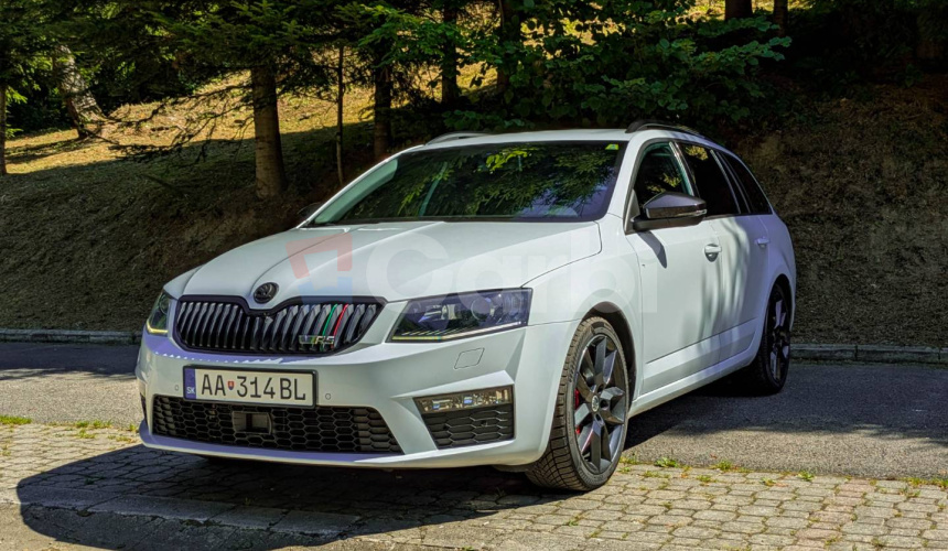 Škoda Octavia Combi 2.0 TDI DPF RS DSG