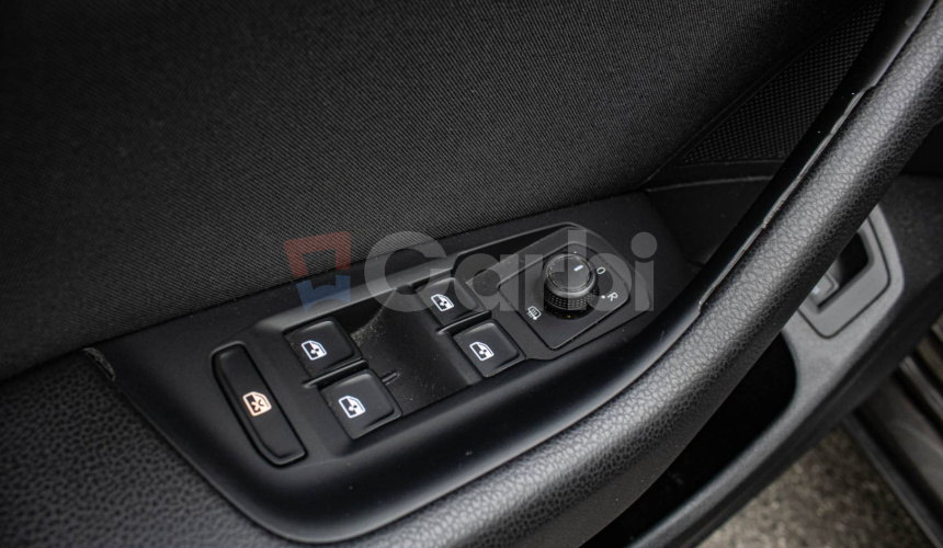 Volkswagen Passat Variant 2.0 TDI 110kW DSG Pôvodný lak