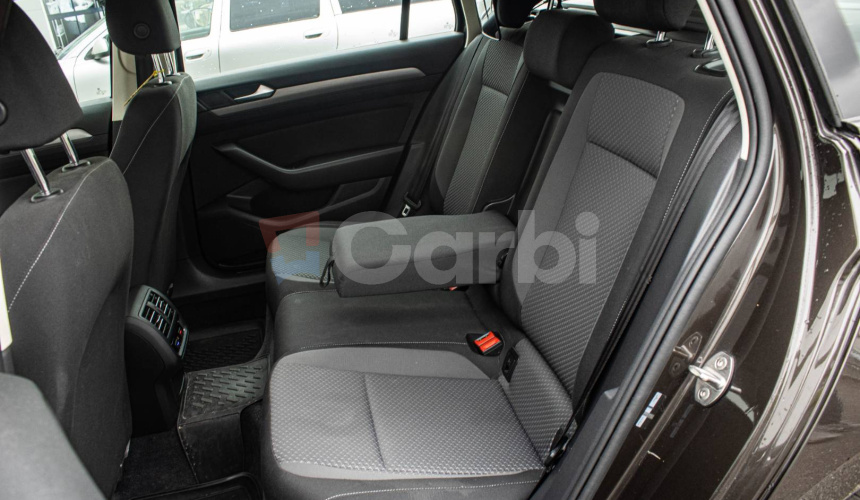 Volkswagen Passat Variant 2.0 TDI 110kW DSG Pôvodný lak