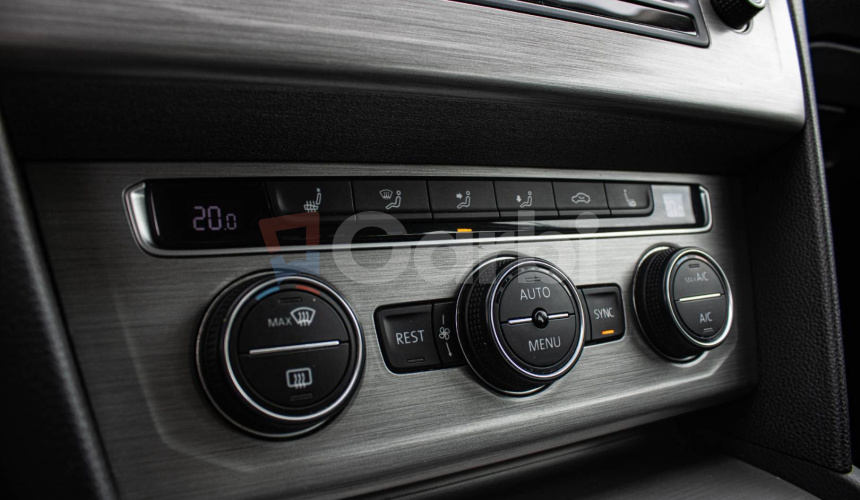 Volkswagen Passat Variant 2.0 TDI 110kW DSG Pôvodný lak