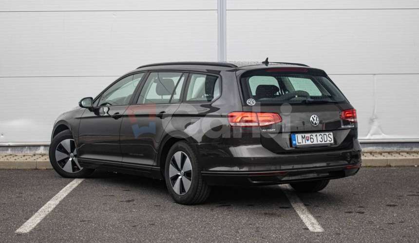 Volkswagen Passat Variant 2.0 TDI 110kW DSG Pôvodný lak