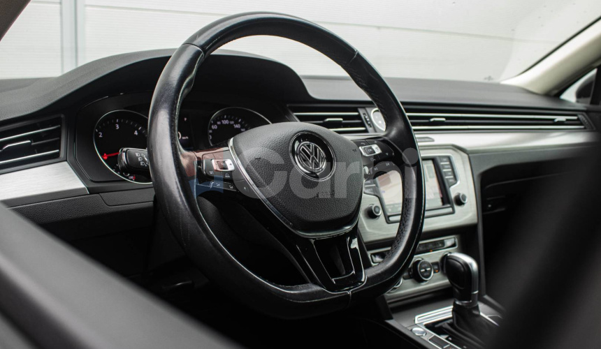 Volkswagen Passat Variant 2.0 TDI 110kW DSG Pôvodný lak