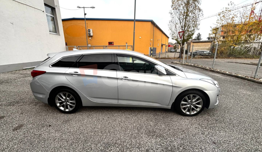 Hyundai i40 CW 1.7 CRDi Family A/T