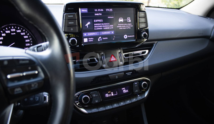 Hyundai i30 CW 1.5 T-GDi iMT Style, V záruke, Slovenské, Odpočet